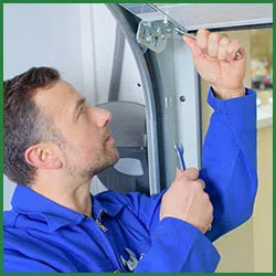 Quality Garage Door Lake Bluff, IL 847-904-1635 - side-t-21-gr-39m-garage-door-installation